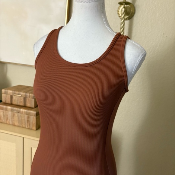 ATHLETA NWOT Pacifica Midi Ribbed Sleeveless Dress Athletic Rust Orange Size XXS - Picture 2 of 7